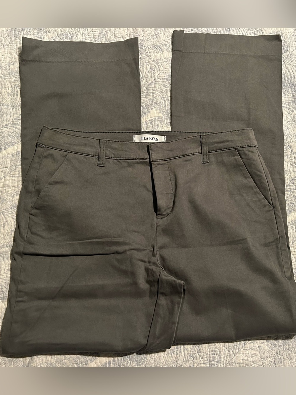 LILA RYAN Women's Dark Gray Straight-Leg Dress Pants